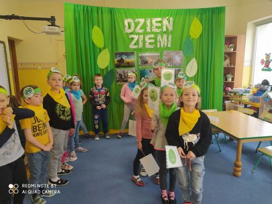 Grafika #19: 22.04.2021 Dzień Ziemi gr III