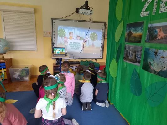 Grafika #24: 22.04.2021 Dzień Ziemi gr III