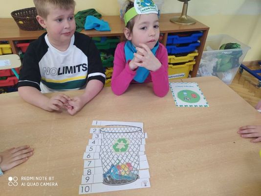 Grafika #27: 22.04.2021 Dzień Ziemi gr III