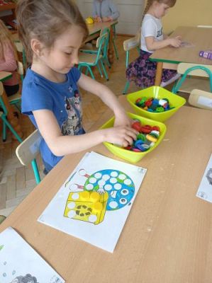 Grafika #29: 22.04.2021 Dzień Ziemi gr III