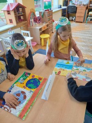 Grafika #37: 22.04.2021 Dzień Ziemi gr III