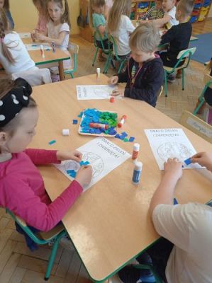 Grafika #45: 22.04.2021 Dzień Ziemi gr III