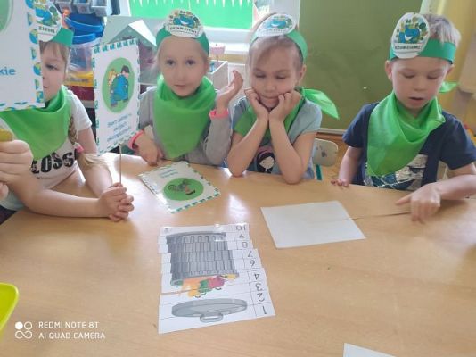 Grafika #47: 22.04.2021 Dzień Ziemi gr III