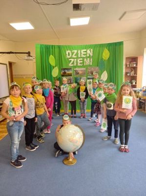 Grafika #49: 22.04.2021 Dzień Ziemi gr III