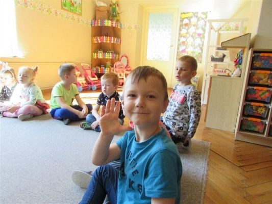 Grafika #21: 19.04.2021 Poznajemy pracę pracowników służby zdrowia gr II