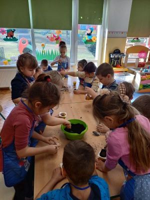 Grafika #11: 19.03.2021 Hodowla roślin w gr III