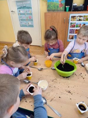 Grafika #16: 19.03.2021 Hodowla roślin w gr III