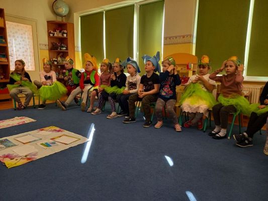 Grafika #14: 22.03.2021 Wiosenne zabawy w grupie III