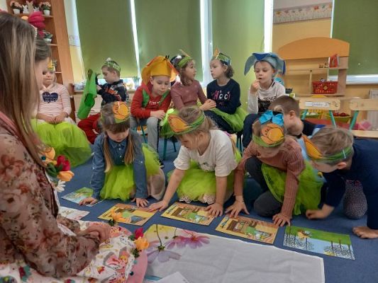 Grafika #20: 22.03.2021 Wiosenne zabawy w grupie III