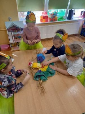 Grafika #43: 22.03.2021 Wiosenne zabawy w grupie III