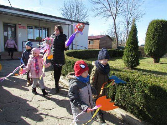 Grafika #5: 22.03.2021 Żegnaj zimo, Witaj wiosno !