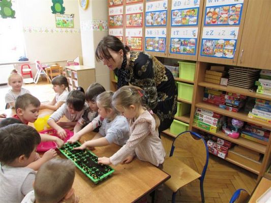 Grafika #18: 19.03.2021 Zajęcia z cyklu "Mali odkrywcy i badacze poznają świat" - Hodowla roślin