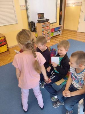 Grafika #7: 10.03.2021 Dzień małych mężczyzn w gr III