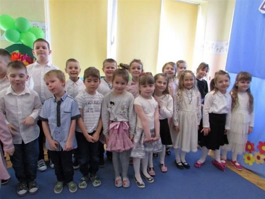 Grafika #8: 08.03.2021 Dzień Kobiet