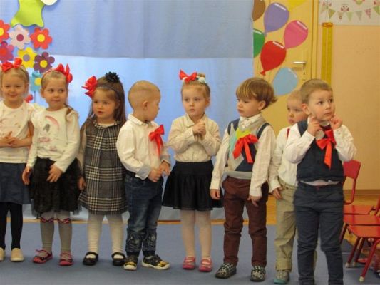 Grafika #14: 08.03.2021 Dzień Kobiet