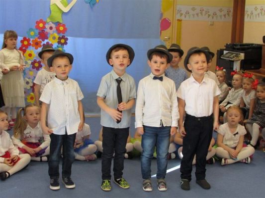 Grafika #27: 08.03.2021 Dzień Kobiet