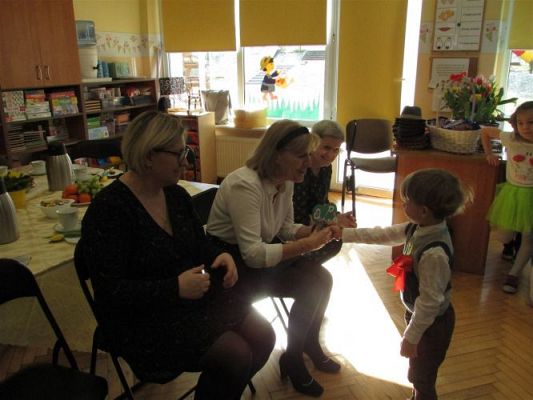 Grafika #43: 08.03.2021 Dzień Kobiet