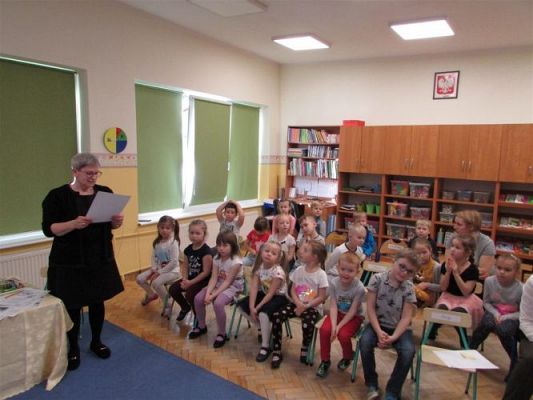 Grafika #30: 25.02.2021 Konkurs recytatorski "Maraton Językowy"