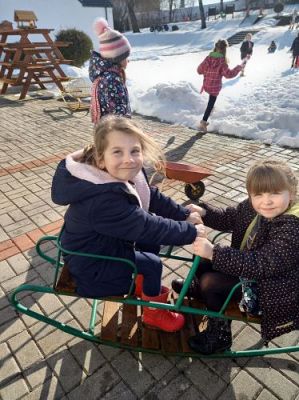 Grafika #8: 22.02.2021 Zimowe zabawy w ogrodzie przedszkolnym gr III