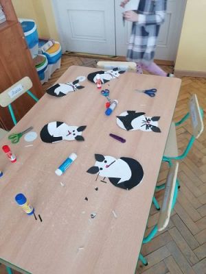 Grafika #3: 17.02.2021 Dzień Kota