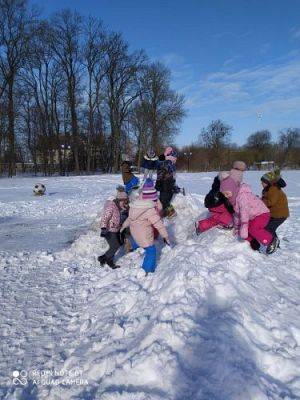 Grafika #19: 16.02.2021 Zimowe zabawy gr II