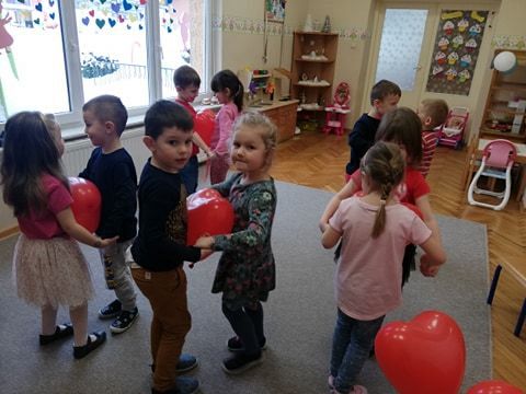 Grafika #8: Walentynki - dzień przyjaźni gr II