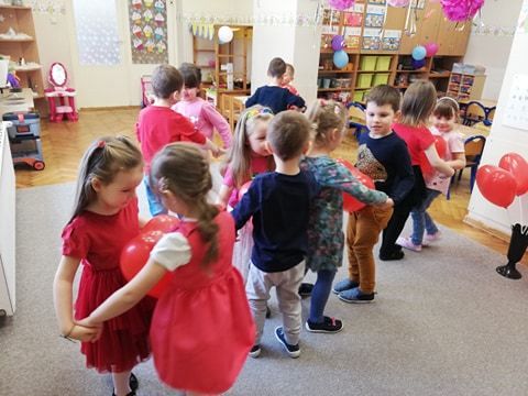 Grafika #14: Walentynki - dzień przyjaźni gr II