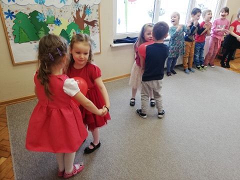 Grafika #16: Walentynki - dzień przyjaźni gr II