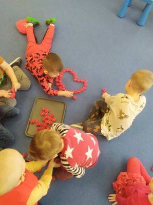 Grafika #1: Walentynki - dzień przyjaźni gr I