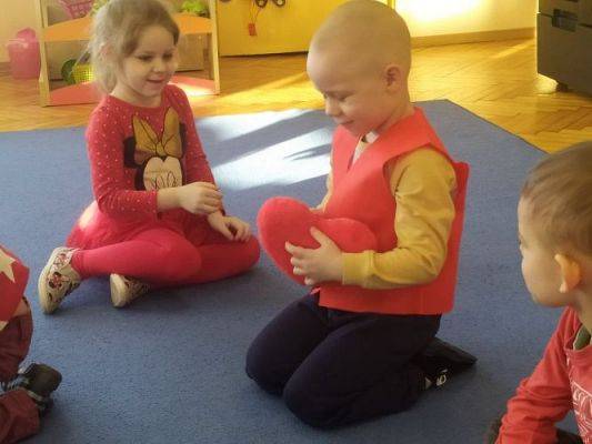 Grafika #9: Walentynki - dzień przyjaźni gr I