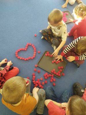 Grafika #10: Walentynki - dzień przyjaźni gr I