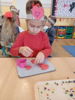 Grafika #1: Walentynki - dzień przyjaźni gr III