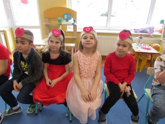 Grafika #11: Walentynki - dzień przyjaźni gr III