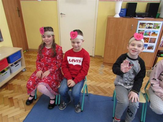 Grafika #14: Walentynki - dzień przyjaźni gr III