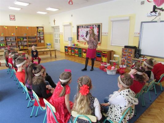 Grafika #15: Walentynki - dzień przyjaźni gr III