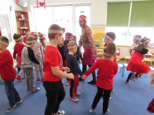 Grafika #18: Walentynki - dzień przyjaźni gr III