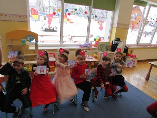 Grafika #31: Walentynki - dzień przyjaźni gr III