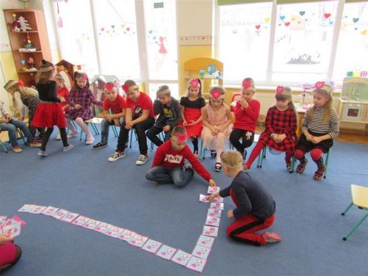 Grafika #36: Walentynki - dzień przyjaźni gr III