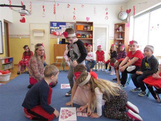 Grafika #60: Walentynki - dzień przyjaźni gr III