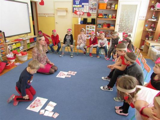 Grafika #62: Walentynki - dzień przyjaźni gr III