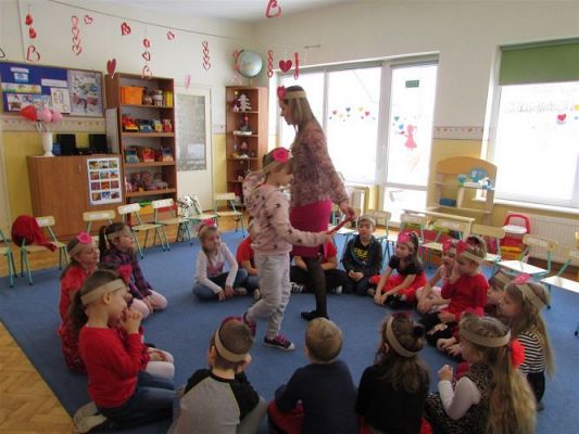 Grafika #64: Walentynki - dzień przyjaźni gr III