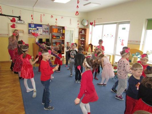 Grafika #70: Walentynki - dzień przyjaźni gr III