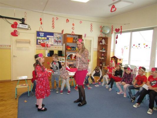 Grafika #95: Walentynki - dzień przyjaźni gr III