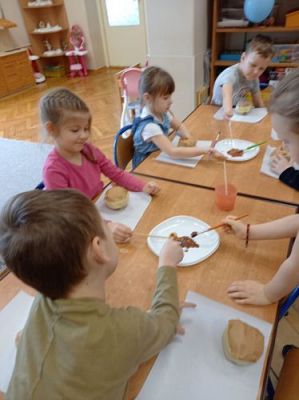 Grafika #2: 11.02.2021 Tłusty Czwartek gr II