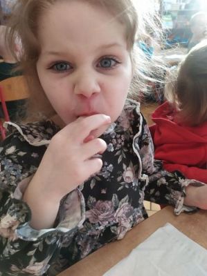 Grafika #9: 11.02.2021 Tłusty Czwartek gr I