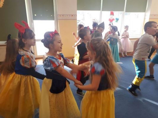 Grafika #22: 29.01.2021 Bal karnawałowy gr III