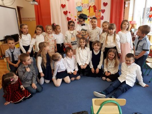 Grafika #33: Dzień Babci i Dziadka w gr III