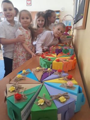 Grafika #42: Dzień Babci i Dziadka w gr III