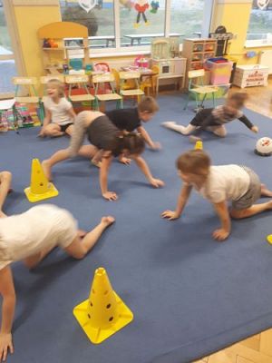 Grafika #11: Olimpiada zimowa w przedszkolu – zabawy i konkurencje sportowe. gr III