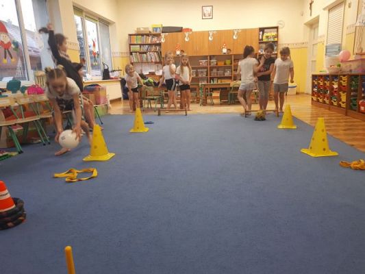 Grafika #14: Olimpiada zimowa w przedszkolu – zabawy i konkurencje sportowe. gr III